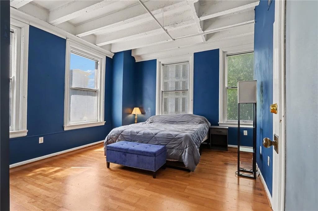 2 bedroom, 2 bathroom, 954 sq ft condominium for sale at 32 Peachtree Street 307, Atlanta, GA 30303 — photo 5