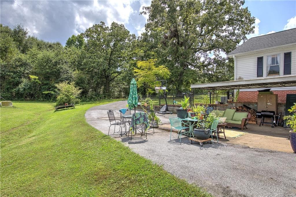 4 bedroom, 3 bathroom, 1,880 sq ft single family residence for sale at 2135 Bellview Road, Rockmart, GA 30153 — photo 8