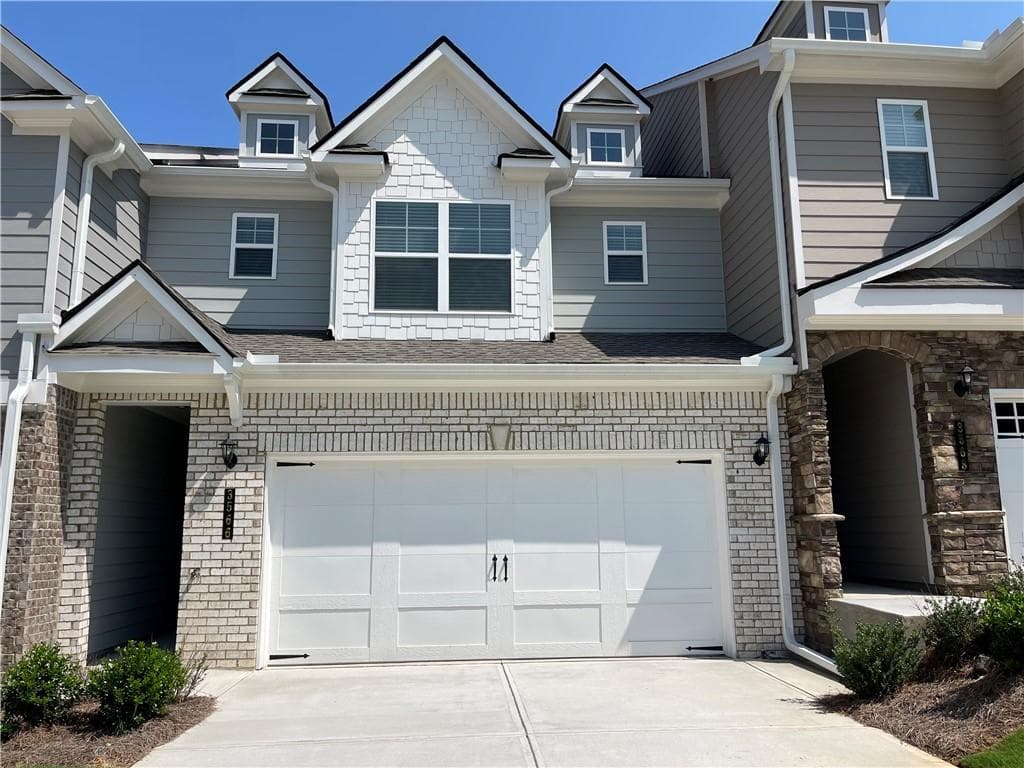 3 bedroom, 3 bathroom, 1,857 sq ft townhouse under contract at 3566 Birdstone LOT 17, Decatur, GA 30032