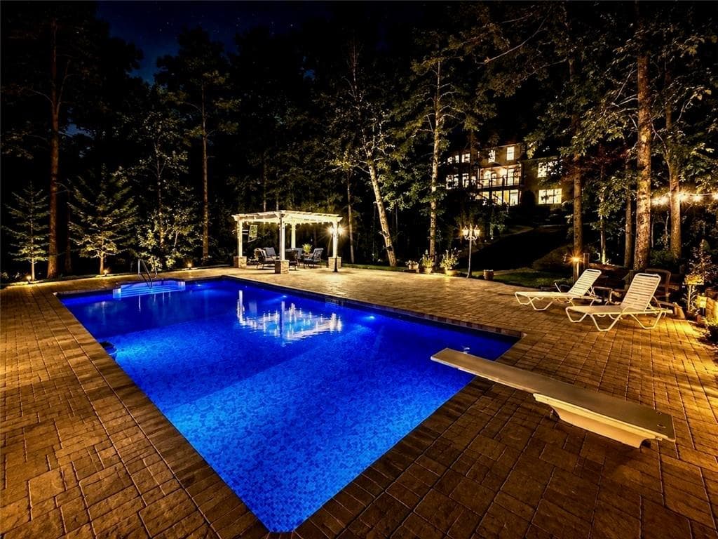 5 bedroom, 6 bathroom, 6,546 sq ft single family residence for sale at 110 Ridge View Drive, Ball Ground, GA 30107 — photo 4