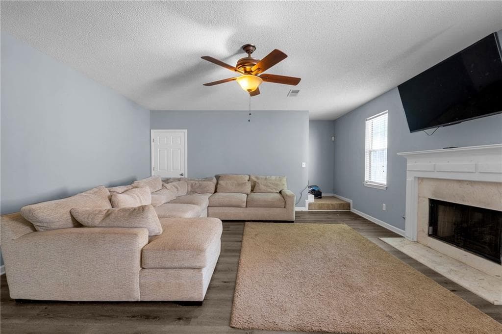 4 bedroom, 3 bathroom, 2,819 sq ft single family residence under contract at 322 Silverleaf Lane, Dallas, GA 30157 — photo 9
