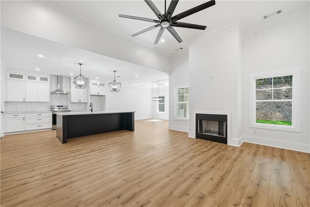 4 bedroom, 3 bathroom, 3,300 sq ft single family residence for sale at 539 E Valley Road, Rydal, GA 30171 — photo 4