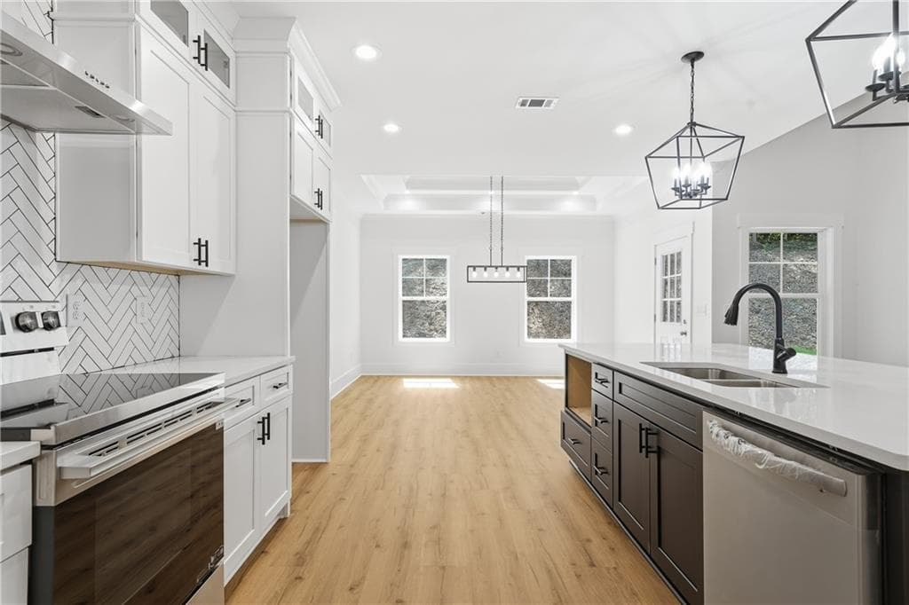 4 bedroom, 3 bathroom, 3,300 sq ft single family residence for sale at 539 E Valley Road, Rydal, GA 30171 — photo 8