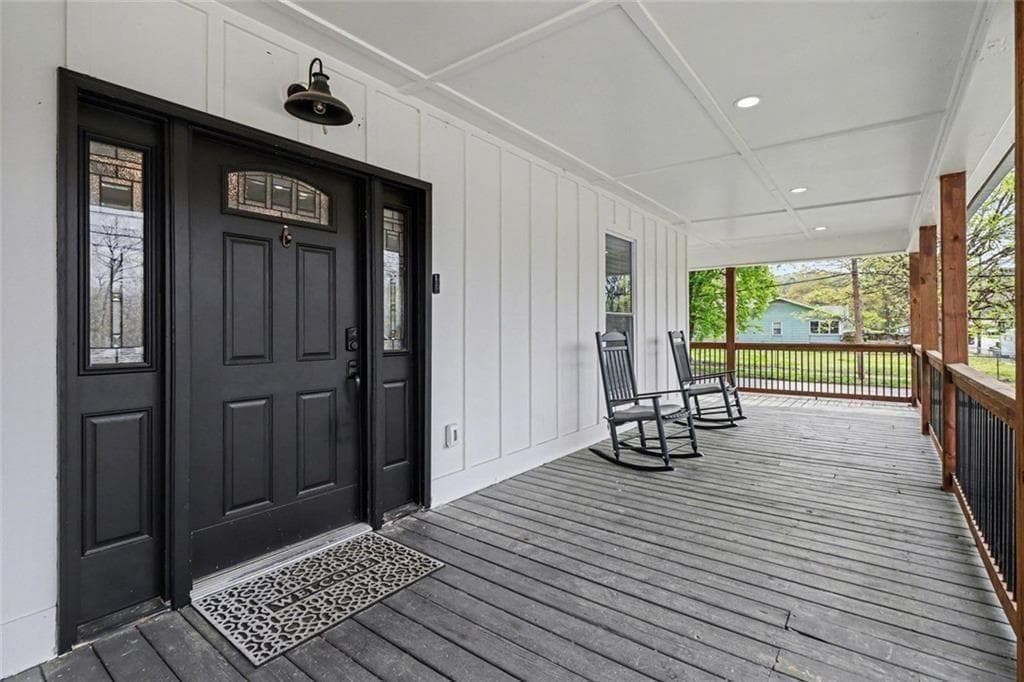 5 bedroom, 3 bathroom, 2,585 sq ft single family residence for sale at 417 Pennington Avenue, Rome, GA 30161 — photo 3