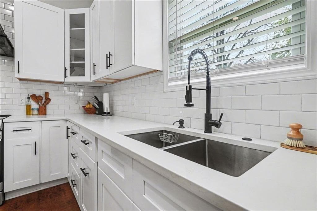 5 bedroom, 3 bathroom, 2,585 sq ft single family residence for sale at 417 Pennington Avenue, Rome, GA 30161 — photo 10