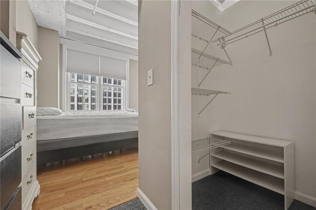 1 bedroom, 1 bathroom, 586 sq ft condominium for sale at 32 Peachtree Street 1405, Atlanta, GA 30303 — photo 9