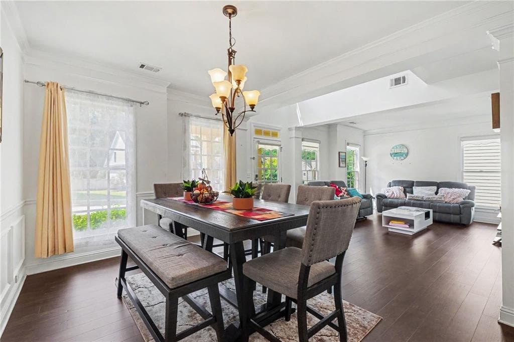6 bedroom, 4 bathroom, 5,356 sq ft single family residence under contract at 137 Milam Road, Mableton, GA 30126 — photo 3