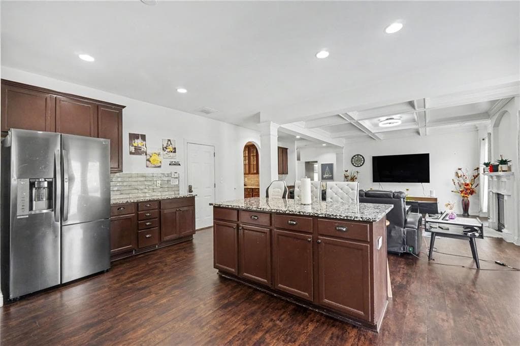 6 bedroom, 4 bathroom, 5,356 sq ft single family residence under contract at 137 Milam Road, Mableton, GA 30126 — photo 4