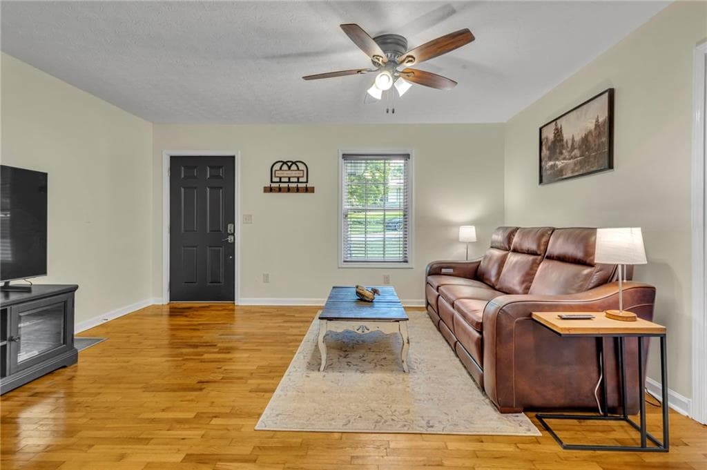 3 bedroom, 3 bathroom, 1,350 sq ft single family residence for sale at 130 Sharp Street, Bremen, GA 30110 — photo 7