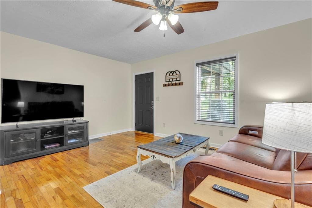 3 bedroom, 3 bathroom, 1,350 sq ft single family residence for sale at 130 Sharp Street, Bremen, GA 30110 — photo 8