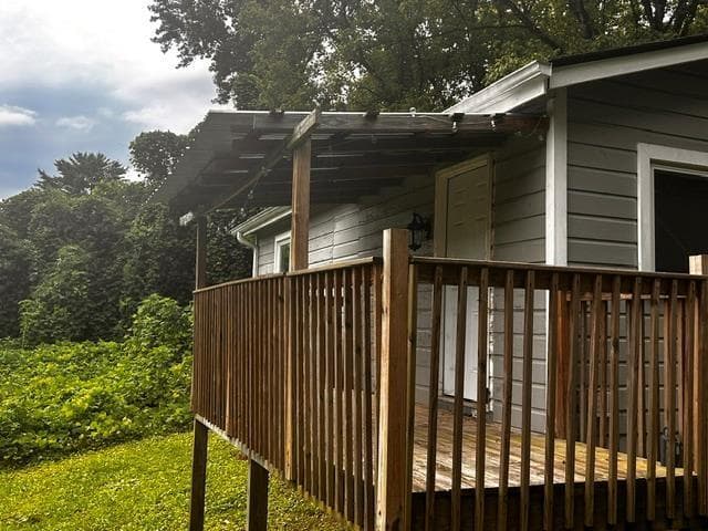 2 bedroom, 1 bathroom, 672 sq ft single family residence for sale at 2742 Camp Road, Jasper, GA 30143 — photo 3