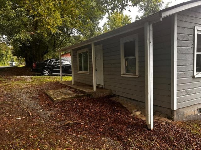 2 bedroom, 1 bathroom, 672 sq ft single family residence for sale at 2742 Camp Road, Jasper, GA 30143 — photo 4
