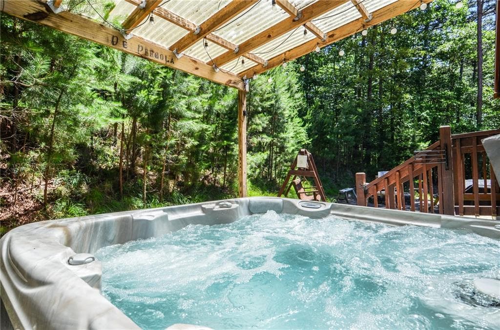 3 bedroom, 4 bathroom, 2,780 sq ft single family residence for sale at 216 Dawn Lane, Ellijay, GA 30540 — photo 3