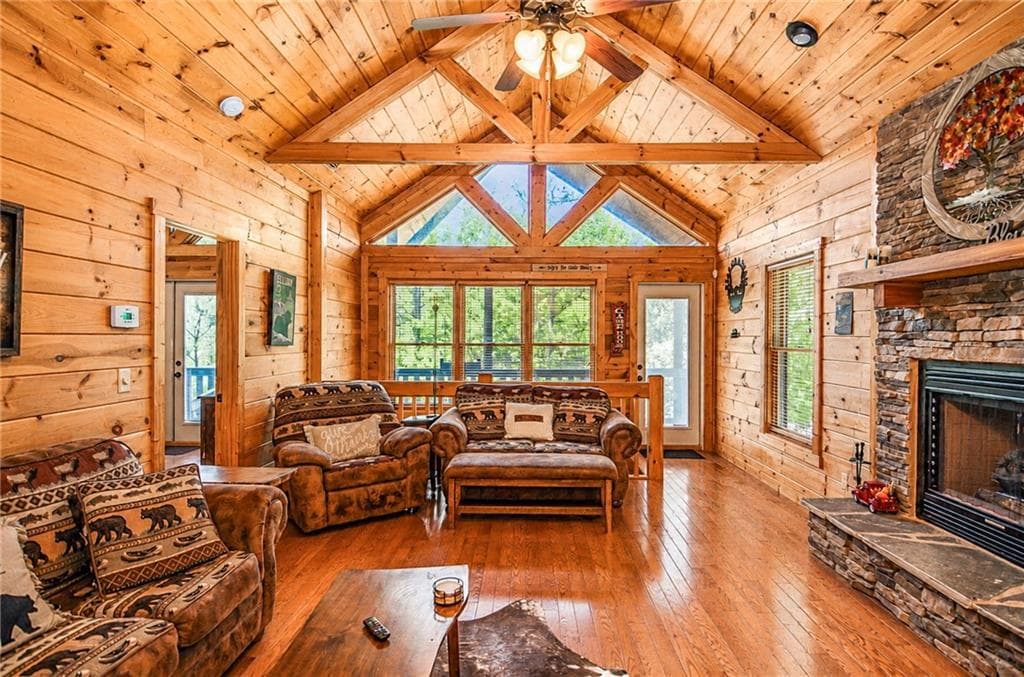 3 bedroom, 4 bathroom, 2,780 sq ft single family residence for sale at 216 Dawn Lane, Ellijay, GA 30540 — photo 10