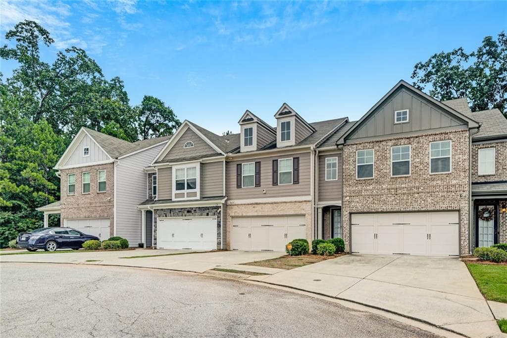 3 bedroom, 3 bathroom, 2,016 sq ft townhouse under contract at 3908 Augustine Place, Rex, GA 30273 — photo 4