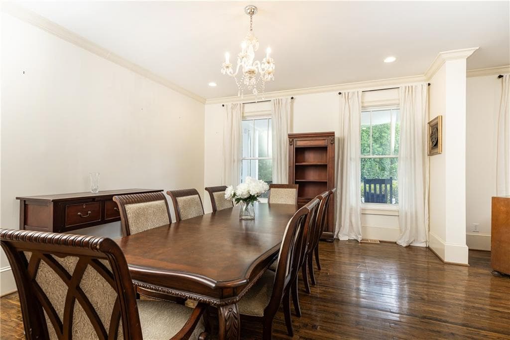 6 bedroom, 6 bathroom, 5,586 sq ft single family residence under contract at 2804 Margaret Mitchell Drive, Atlanta, GA 30327 — photo 10
