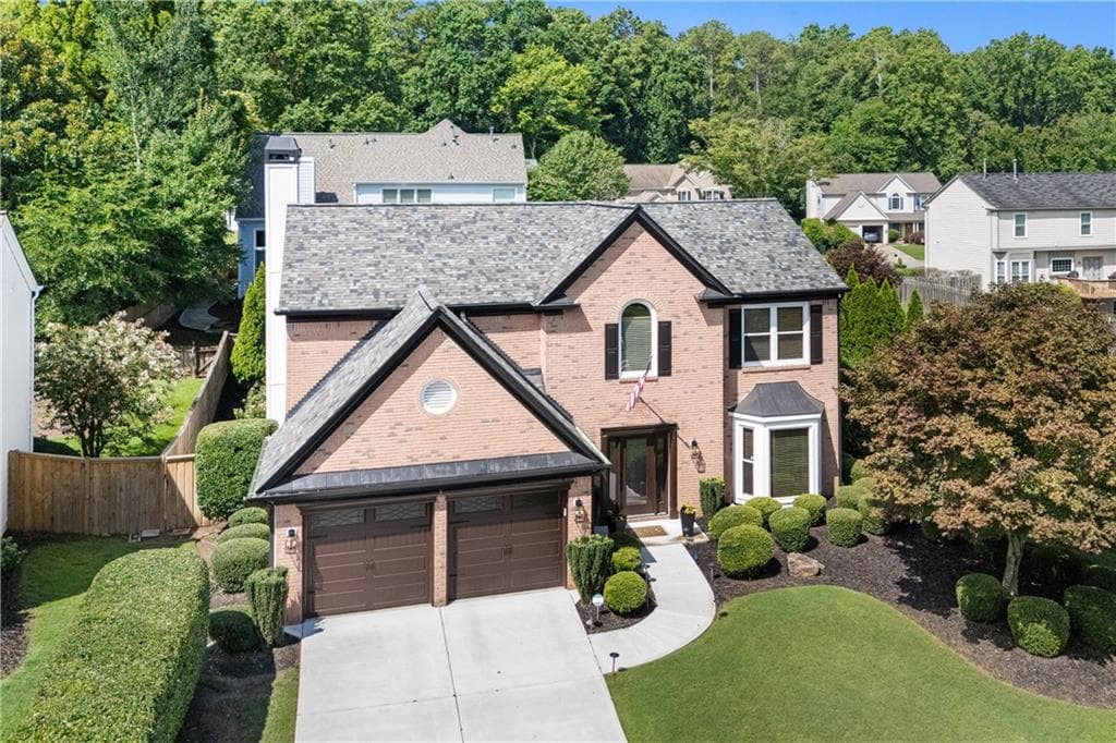 4 bedroom, 3 bathroom, 2,474 sq ft single family residence for sale at 485 Weatherend Court, Johns Creek, GA 30022 — photo 5