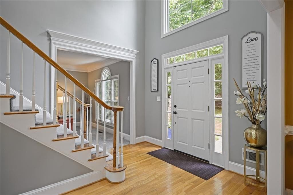 5 bedroom, 5 bathroom, 5,213 sq ft single family residence for sale at 200 Dewdrop Court, Johns Creek, GA 30022 — photo 3