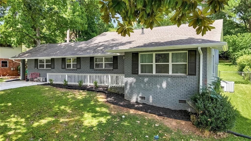3 bedroom, 3 bathroom, 2,267 sq ft single family residence sold at 1954 Timothy Drive, Atlanta, GA 30329