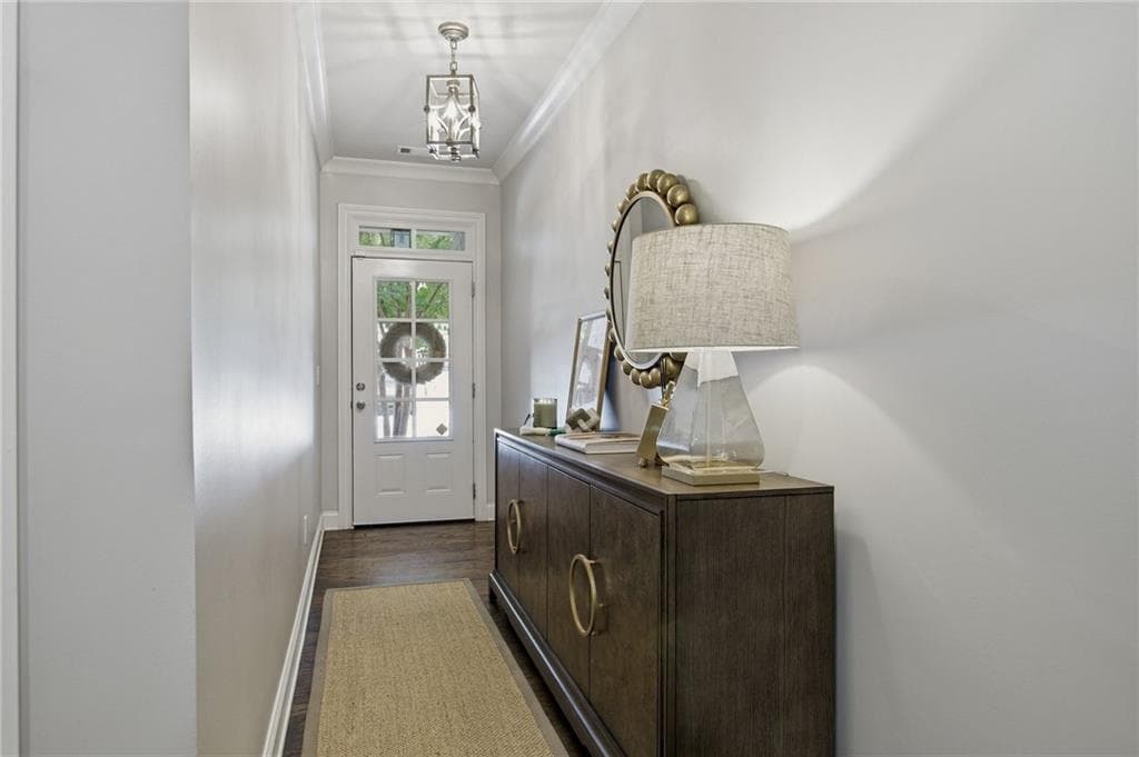 4 bedroom, 4 bathroom, 2,516 sq ft townhouse for sale at 2538 Skyland Drive, Atlanta, GA 30319 — photo 6