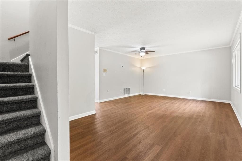 2 bedroom, 3 bathroom, 1,392 sq ft townhouse for rent at 360 Winding River Drive C, Atlanta, GA 30350 for $1,770 a month — photo 2