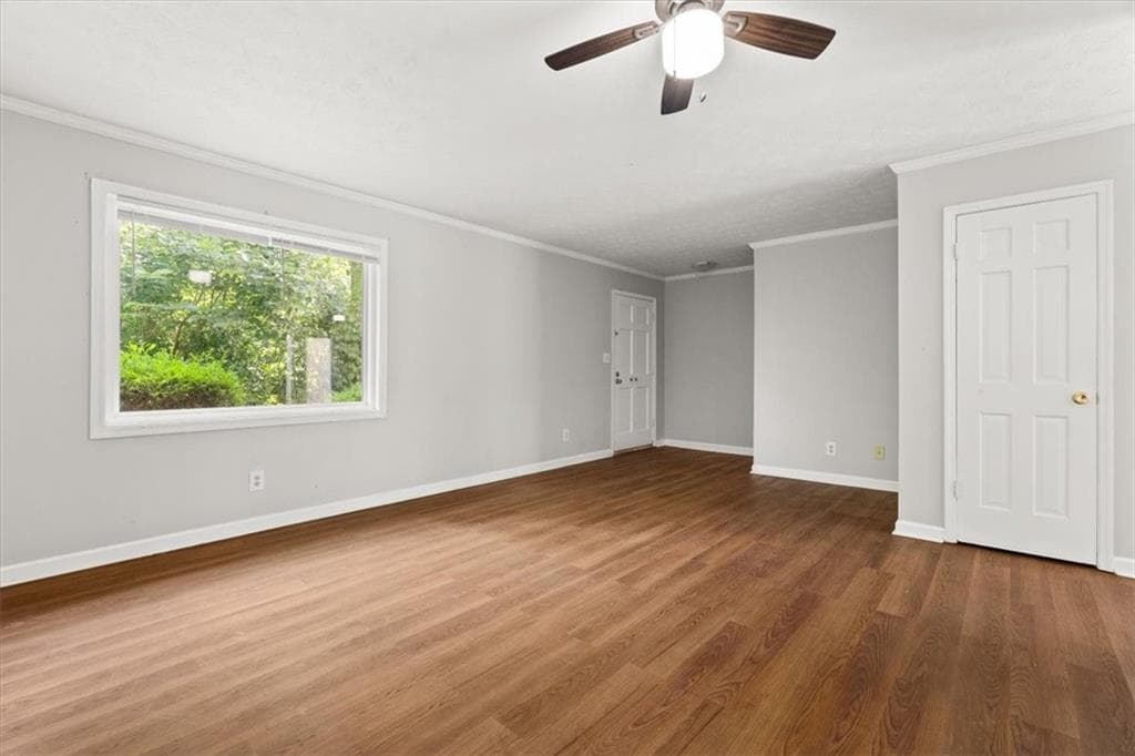 2 bedroom, 3 bathroom, 1,392 sq ft townhouse for rent at 360 Winding River Drive C, Atlanta, GA 30350 for $1,770 a month — photo 3