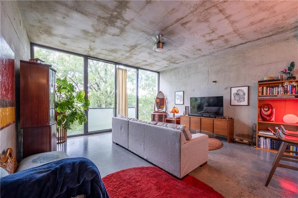 2 bedroom, 1 bathroom, 1,025 sq ft condominium for rent at 480 John Wesley Dobbs Avenue 322, Atlanta, GA 30312 for $2,300 a month — photo 1 of 31
