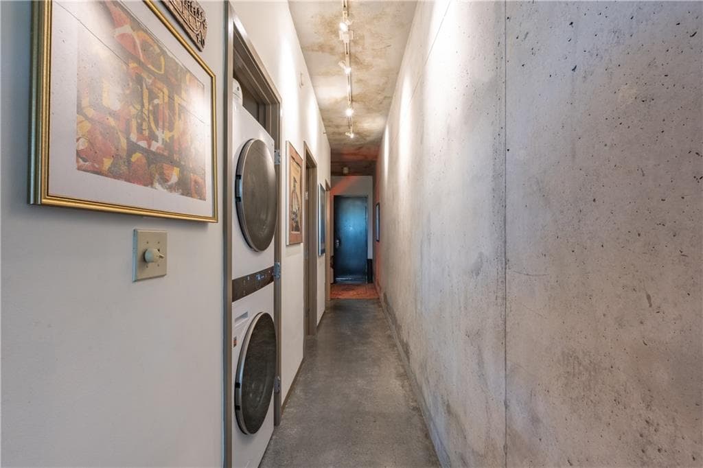 2 bedroom, 1 bathroom, 1,025 sq ft condominium for rent at 480 John Wesley Dobbs Avenue 322, Atlanta, GA 30312 for $2,300 a month — photo 9