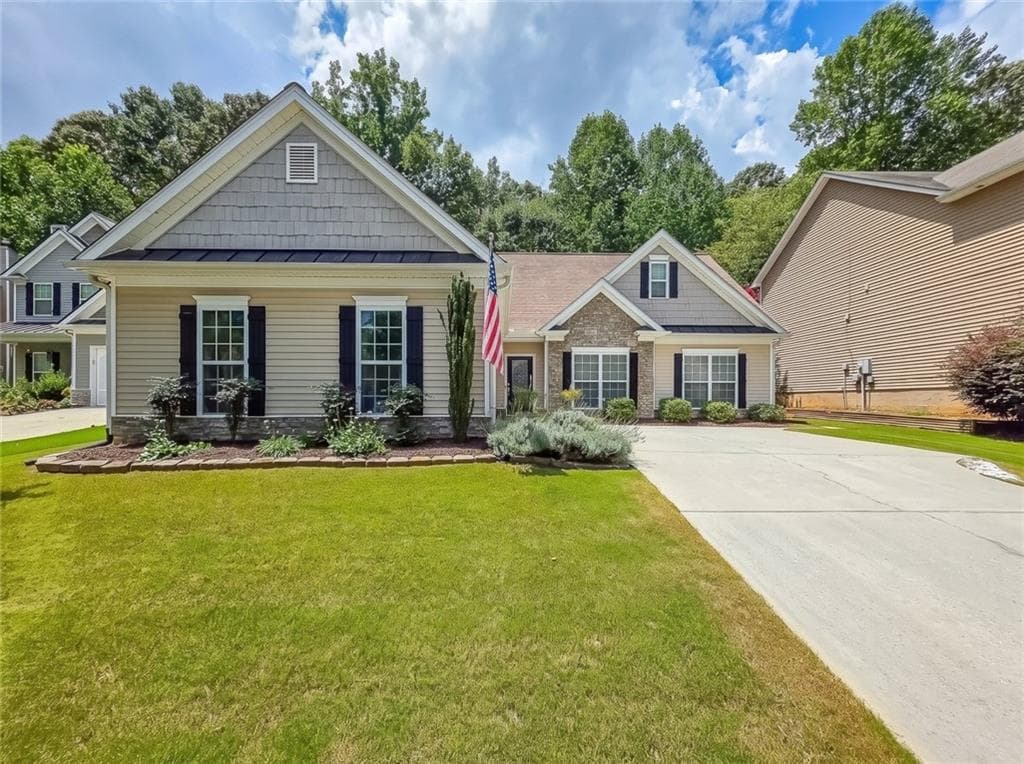 4 bedroom, 3 bathroom, 2,389 sq ft single family residence under contract at 728 Austin Creek Drive, Buford, GA 30518