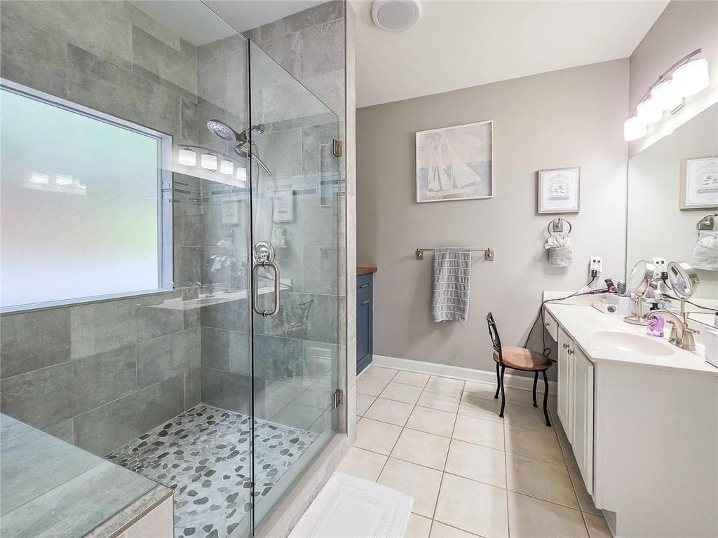 4 bedroom, 3 bathroom, 2,389 sq ft single family residence under contract at 728 Austin Creek Drive, Buford, GA 30518 — photo 10