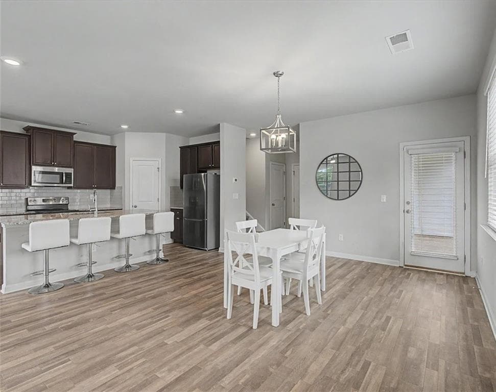 4 bedroom, 3 bathroom, 2,070 sq ft single family residence for sale at 1609 Meadow Crossing, East Point, GA 30344 — photo 9