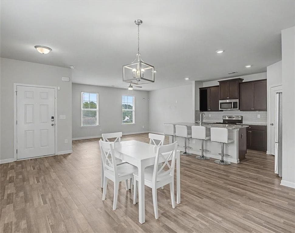 4 bedroom, 3 bathroom, 2,070 sq ft single family residence for sale at 1609 Meadow Crossing, East Point, GA 30344 — photo 10