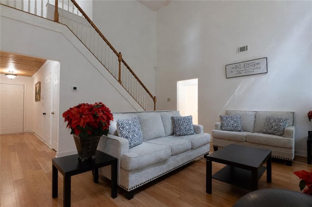 3 bedroom, 3 bathroom, 2,152 sq ft single family residence for sale at 3035 Old Victorian Drive, Duluth, GA 30096 — photo 2