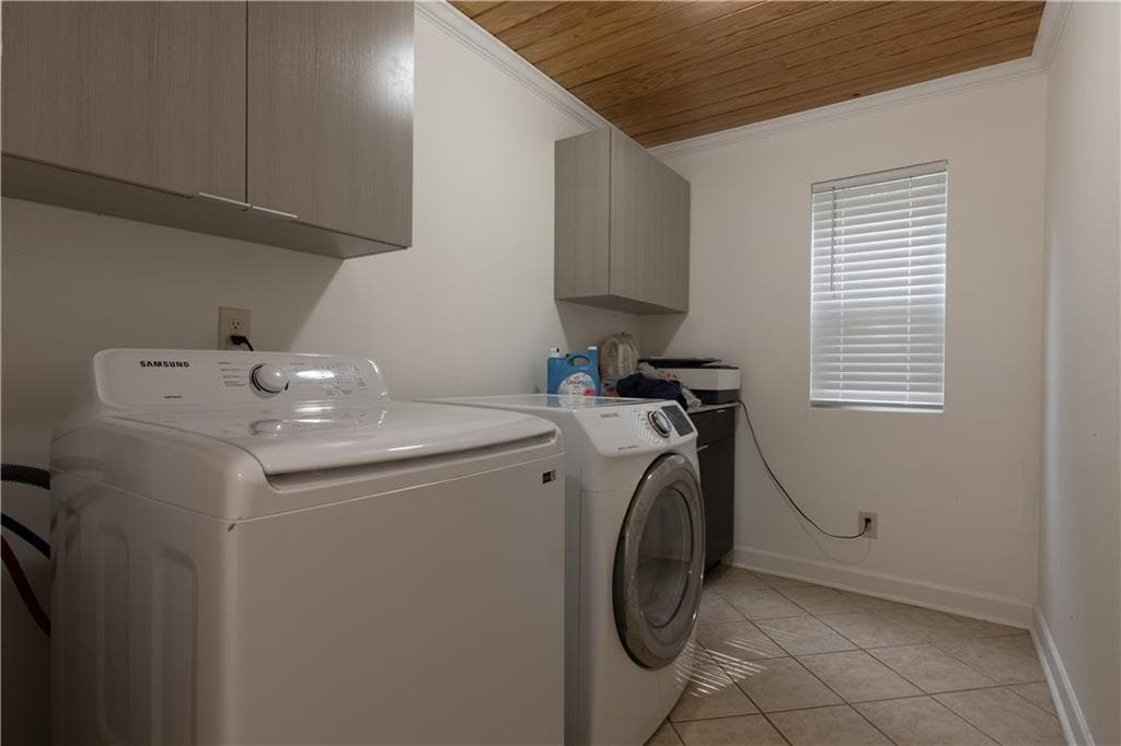 3 bedroom, 3 bathroom, 2,152 sq ft single family residence for sale at 3035 Old Victorian Drive, Duluth, GA 30096 — photo 6