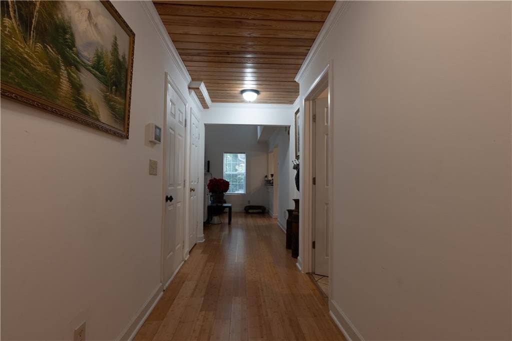 3 bedroom, 3 bathroom, 2,152 sq ft single family residence for sale at 3035 Old Victorian Drive, Duluth, GA 30096 — photo 9