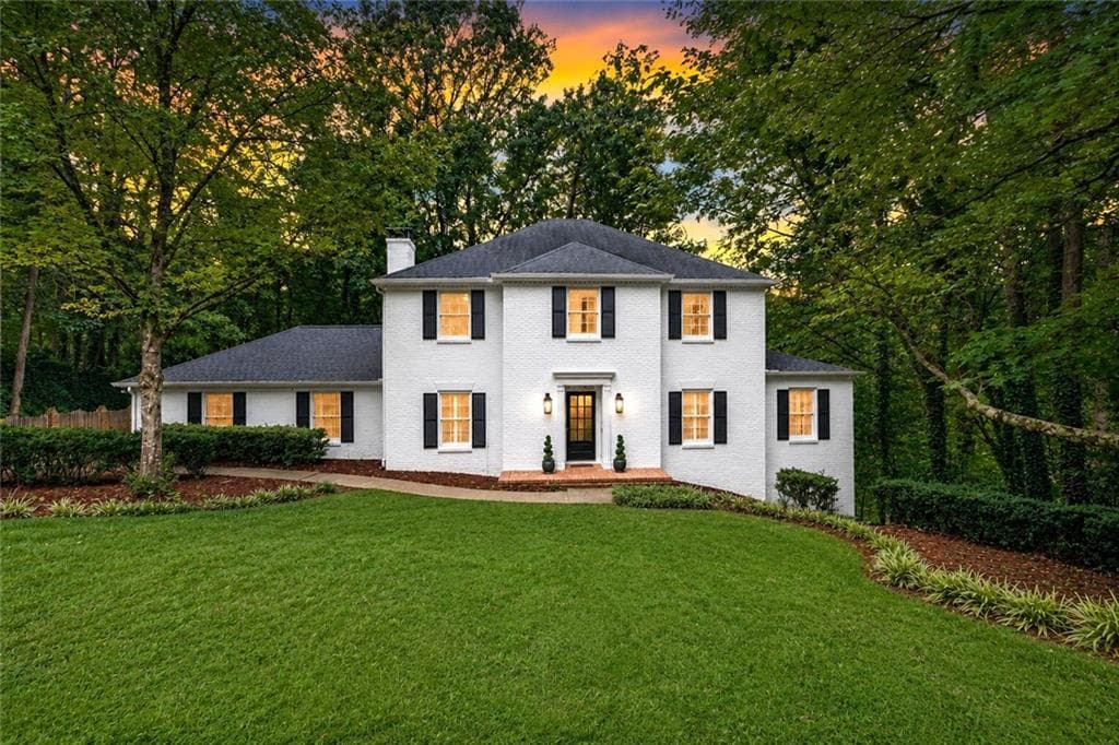 4 bedroom, 3 bathroom, 4,088 sq ft single family residence for sale at 510 Clipper Trail, Atlanta, GA 30328 — photo 2