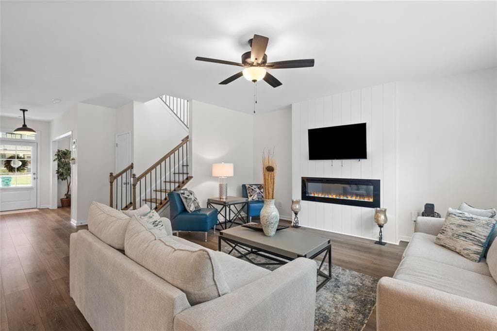 4 bedroom, 2 bathroom, 2,174 sq ft single family residence for sale at 206 Blue Dragon Drive, Jefferson, GA 30549 — photo 10