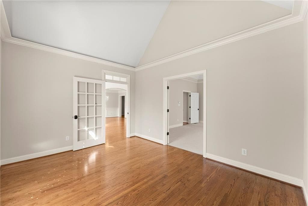 4 bedroom, 5 bathroom, 5,533 sq ft single family residence under contract at 136 Riverview Drive, Suwanee, GA 30024 — photo 7