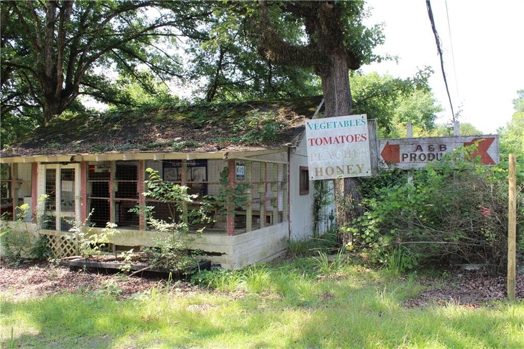 1,128 sq ft single family residence for sale at 3143 S Dixie Highway, Dalton, GA 30720 — photo 7