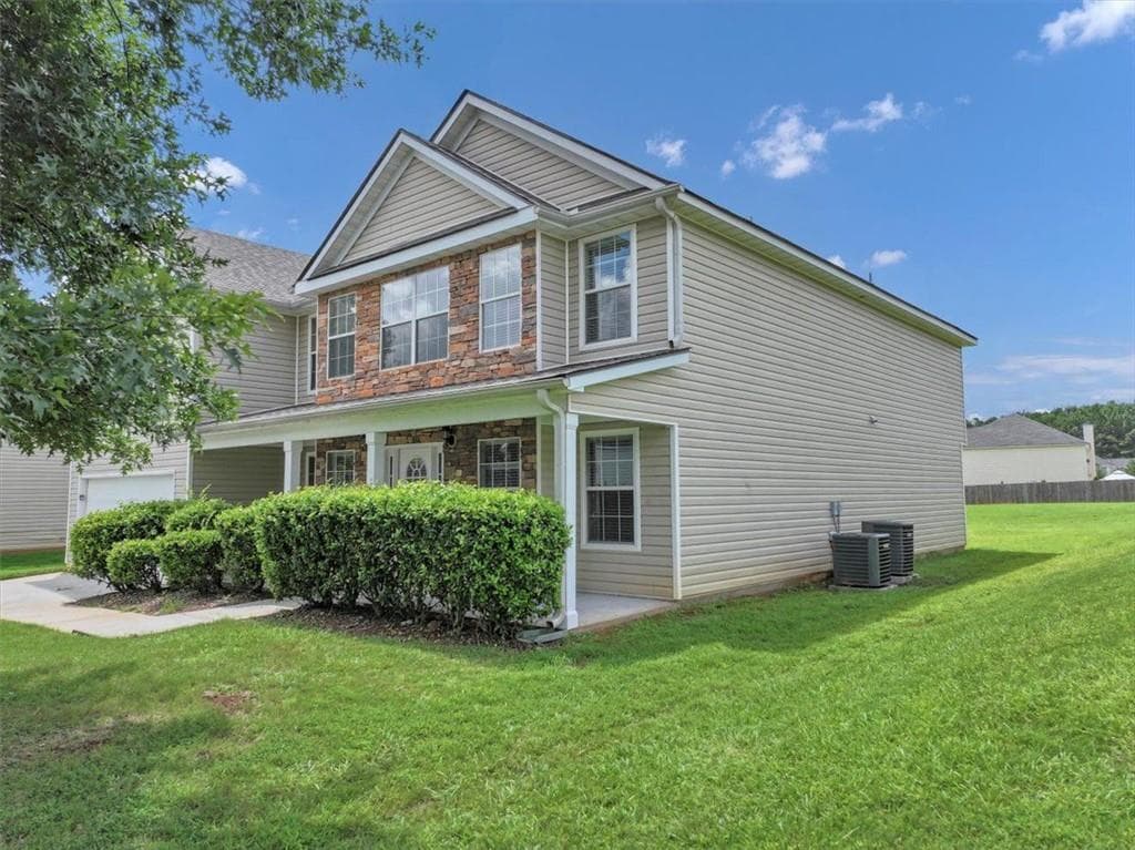 4 bedroom, 4 bathroom, 3,802 sq ft single family residence for sale at 185 Arbor Lake Drive, Covington, GA 30016 — photo 2
