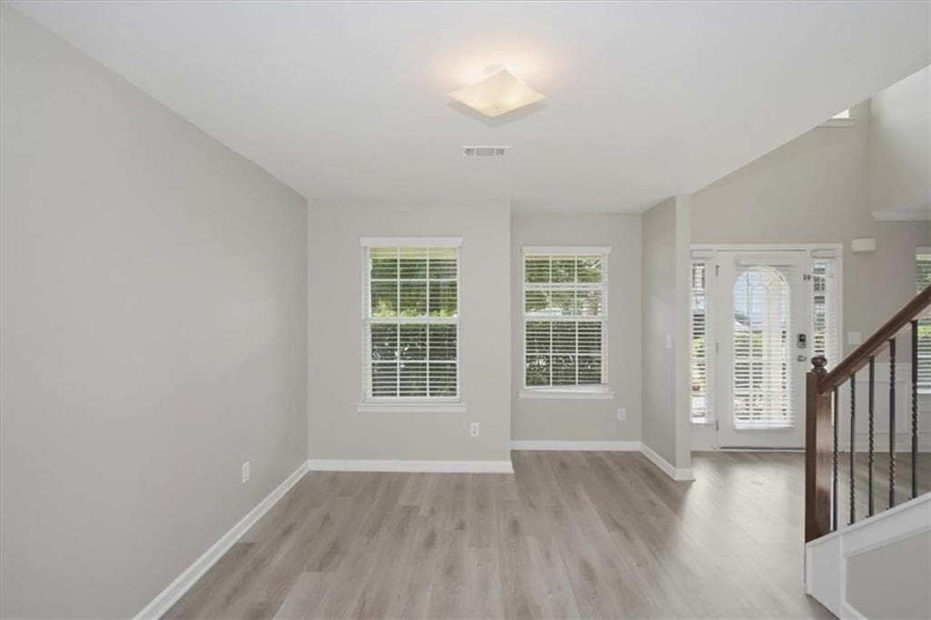 4 bedroom, 4 bathroom, 3,802 sq ft single family residence for sale at 185 Arbor Lake Drive, Covington, GA 30016 — photo 8