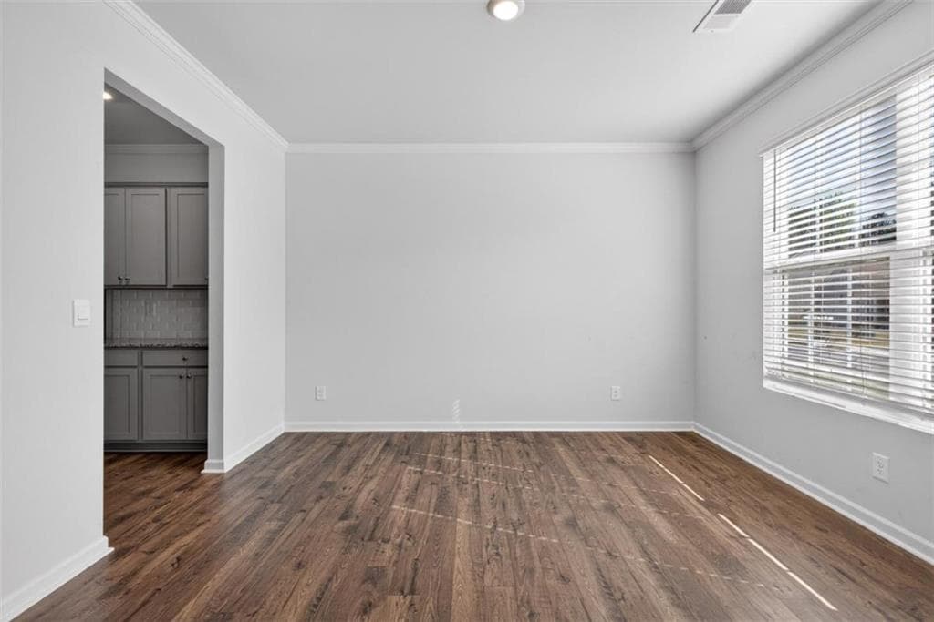 5 bedroom, 3 bathroom, 3,244 sq ft single family residence for rent at 7566 Jennadee Drive, Fairburn, GA 30213 for $3,000 a month — photo 9