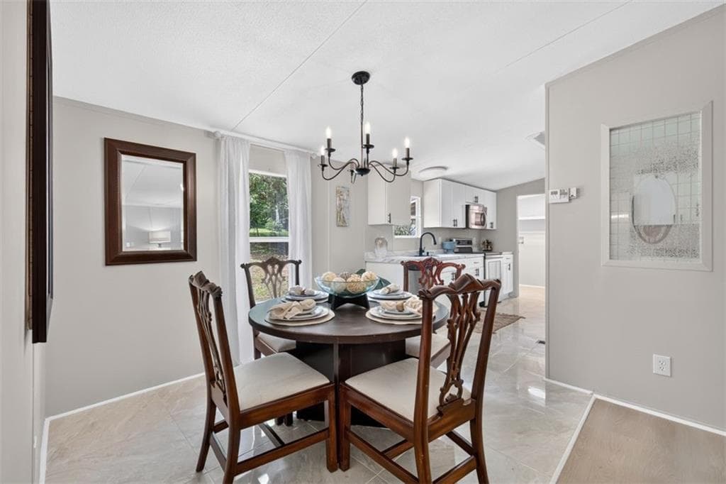 3 bedroom, 2 bathroom, 1,344 sq ft single family residence for sale at 4740 New Horizon Drive, Loganville, GA 30052 — photo 8