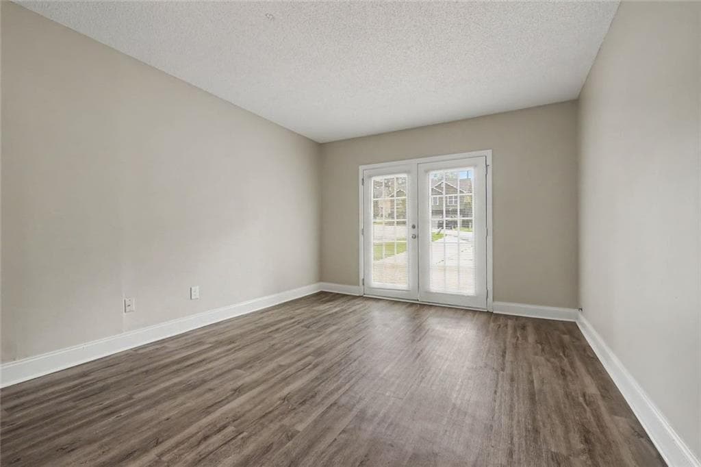 3 bedroom, 3 bathroom, 2,054 sq ft single family residence for sale at 3618 Janna Lane, Marietta, GA 30008 — photo 9