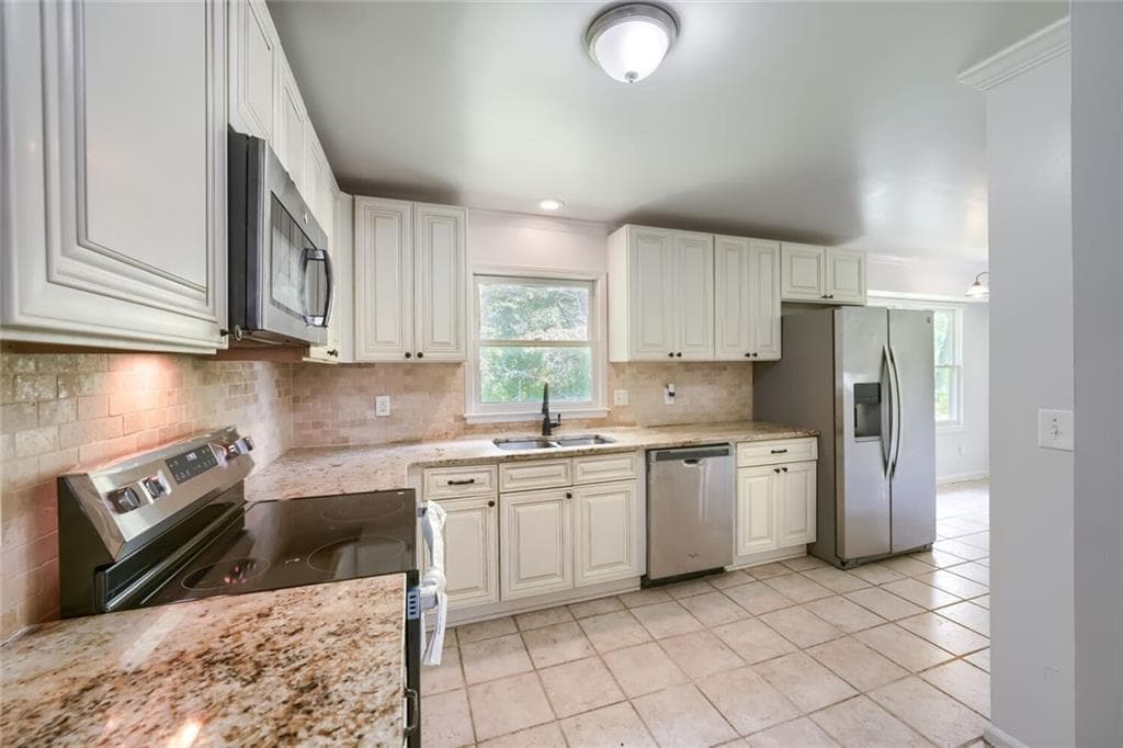 4 bedroom, 3 bathroom, 3,428 sq ft single family residence for sale at 4634 S Hope Springs Road, Stone Mountain, GA 30083 — photo 8