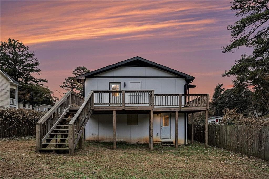 6 bedroom, 3 bathroom, 2,059 sq ft single family residence for sale at 1643 Mary George Avenue, Atlanta, GA 30318 — photo 1 of 19