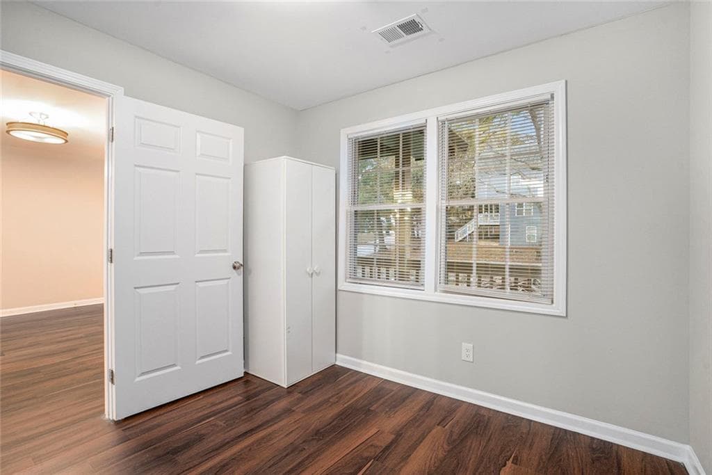 6 bedroom, 3 bathroom, 2,059 sq ft single family residence for sale at 1643 Mary George Avenue, Atlanta, GA 30318 — photo 9