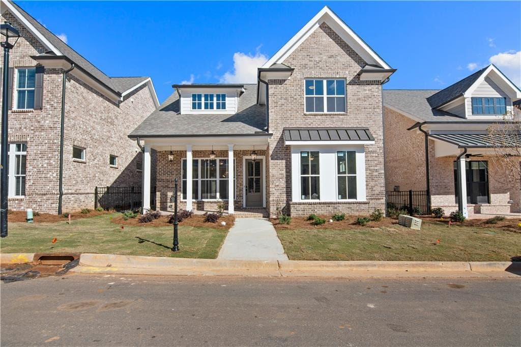 4 bedroom, 5 bathroom, 2,568 sq ft single family residence for sale at 1272 Waterhaven Boulevard, Cumming, GA 30041 — photo 3