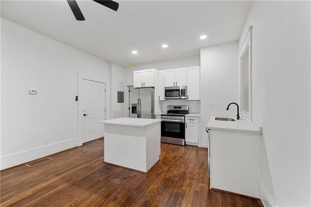 1 bedroom, 1 bathroom, 1,000 sq ft apartment for rent at 360 Ponce De Leon Avenue 2, Atlanta, GA 30308 for $1,625 a month — photo 5