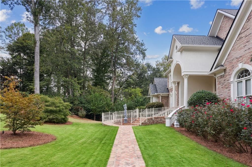 5 bedroom, 6 bathroom, 5,224 sq ft single family residence under contract at 2145 Clay Drive, Atlanta, GA 30350 — photo 2